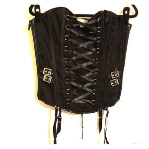 (OBO)Fredricks of Hollywood- black corset